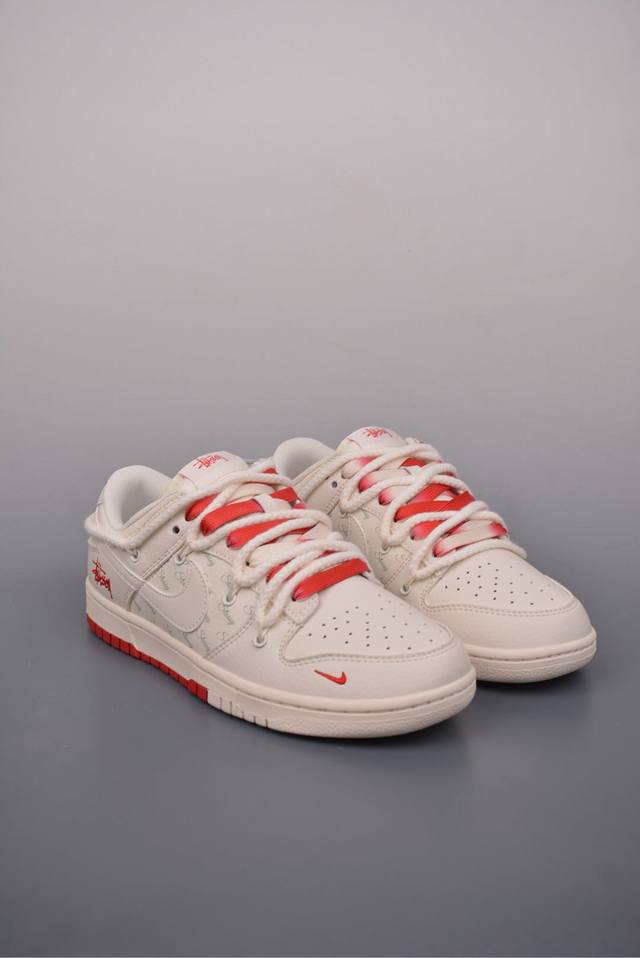 390 Nike Sb Dunk Low 斯图西联名 解构抽绳鞋带 纯原大厂出品 极力推荐 原装头层材料 独家版型蒸餾加工 帶來的是更好的视觉和脚感体验 大厂