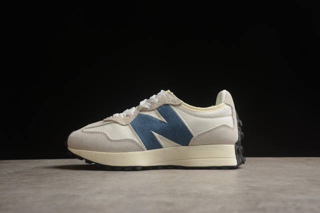 200 New Balance Ms327系列复古休闲运动慢跑鞋 Ws327Jb 全新 New Balance 327 系列，以更纯粹的复古风格设计打造的全新造