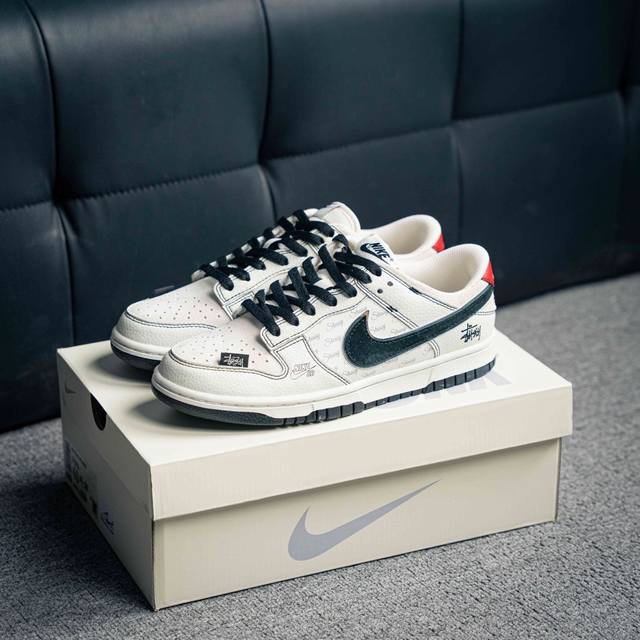 360 核心私 Nike Dunk 全套原楦原模倾力打造完美版型 独家原厂航空铝磨具打磨大底 鞋头坡度极致还原 无解鞋型 原盒原配 圈内天花板工艺 原厂冲刀 超