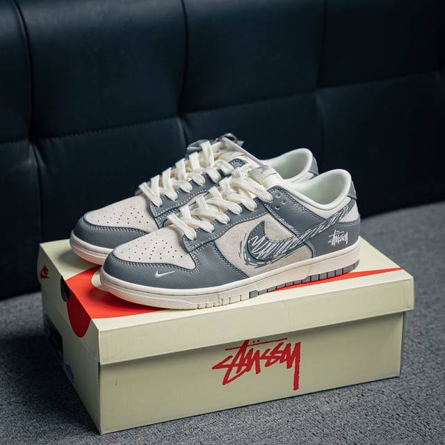 360 核心私 Nike Dunk 全套原楦原模倾力打造完美版型 独家原厂航空铝磨具打磨大底 鞋头坡度极致还原 无解鞋型 原盒原配 圈内天花板工艺 原厂冲刀 超