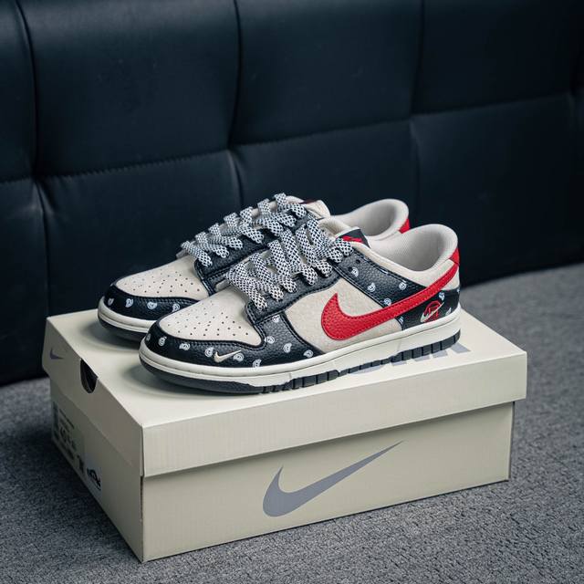 360 核心私 Nike Dunk 全套原楦原模倾力打造完美版型 独家原厂航空铝磨具打磨大底 鞋头坡度极致还原 无解鞋型 原盒原配 圈内天花板工艺 原厂冲刀 超