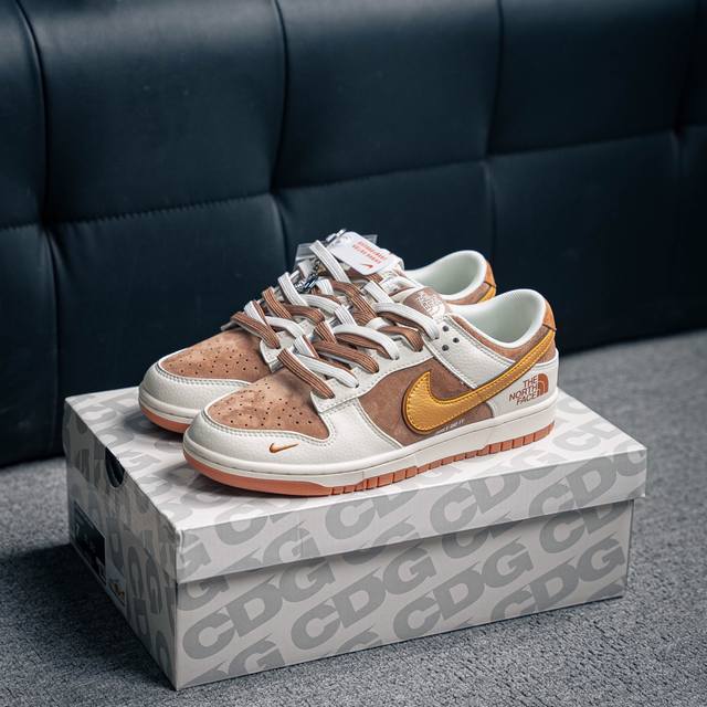 360 核心私 Nike Dunk 全套原楦原模倾力打造完美版型 独家原厂航空铝磨具打磨大底 鞋头坡度极致还原 无解鞋型 原盒原配 圈内天花板工艺 原厂冲刀 超