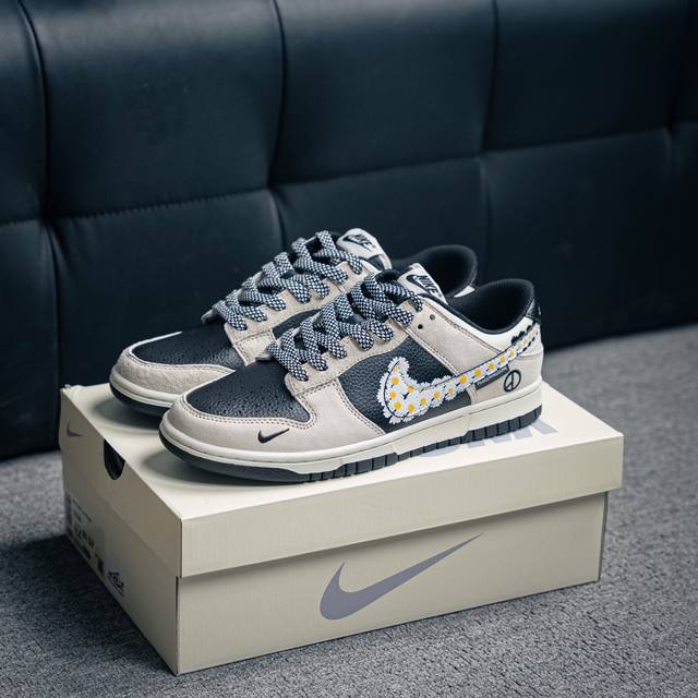 360 核心私 Nike Dunk 全套原楦原模倾力打造完美版型 独家原厂航空铝磨具打磨大底 鞋头坡度极致还原 无解鞋型 原盒原配 圈内天花板工艺 原厂冲刀 超