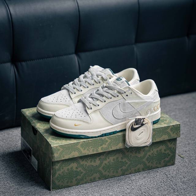 260 核心私 Nike Dunk 全套原楦原模倾力打造完美版型 独家原厂航空铝磨具打磨大底 鞋头坡度极致还原 无解鞋型 原盒原配 圈内天花板工艺 原厂冲刀 超