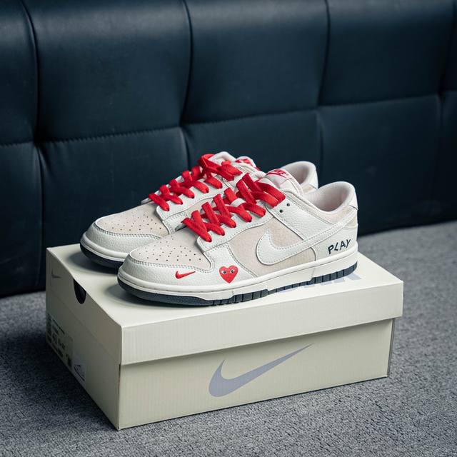 360 核心私 Nike Dunk 全套原楦原模倾力打造完美版型 独家原厂航空铝磨具打磨大底 鞋头坡度极致还原 无解鞋型 原盒原配 圈内天花板工艺 原厂冲刀 超