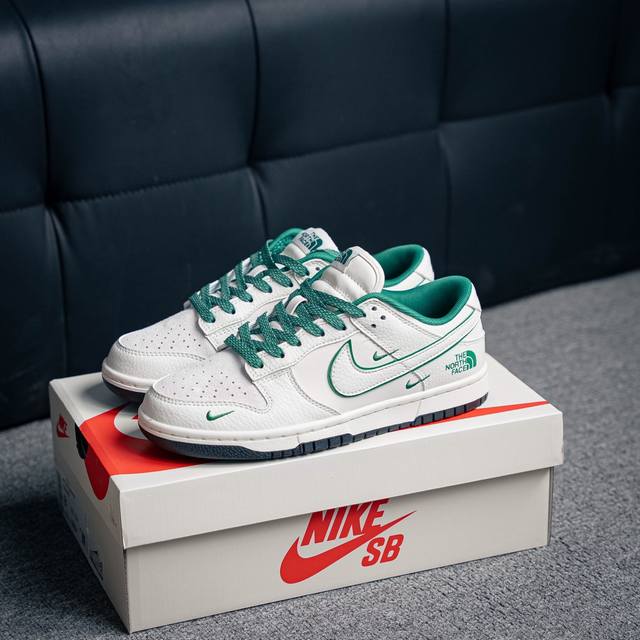 310 核心私 Nike Dunk 全套原楦原模倾力打造完美版型 独家原厂航空铝磨具打磨大底 鞋头坡度极致还原 无解鞋型 原盒原配 圈内天花板工艺 原厂冲刀 超