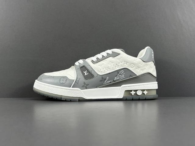 P510 渠道优势，支持放店！ 【工厂直供 驴牌】白灰 Louis Vuitt 驴牌 Trainer 粒面小牛皮 时尚板鞋 男女同款 尺码：35 36 36 3