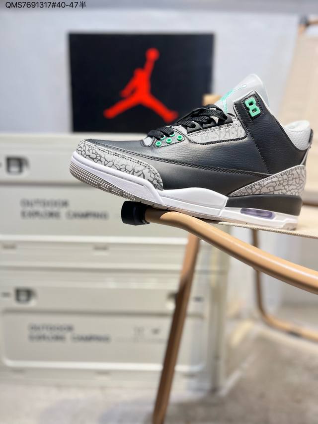 140 Jordan Spizike Low Aj 乔丹合体元素 文化休闲板鞋 #整双鞋在 Air Jordan 5 Low 廓形的基础上，通过加入 Aj3 的