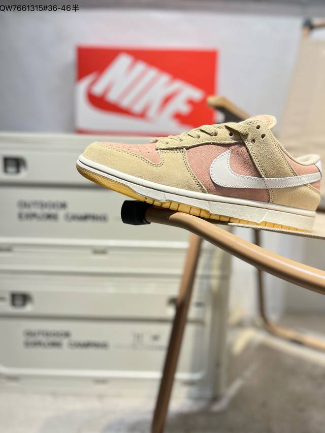 180 耐克Nike Dunk Low 板鞋Sb系列经典百搭休闲运动板鞋加厚鞋舌的填充，使舒适性大大提升，同时也更方便穿脱中底部分则加入了脚感柔软舒适Zooma