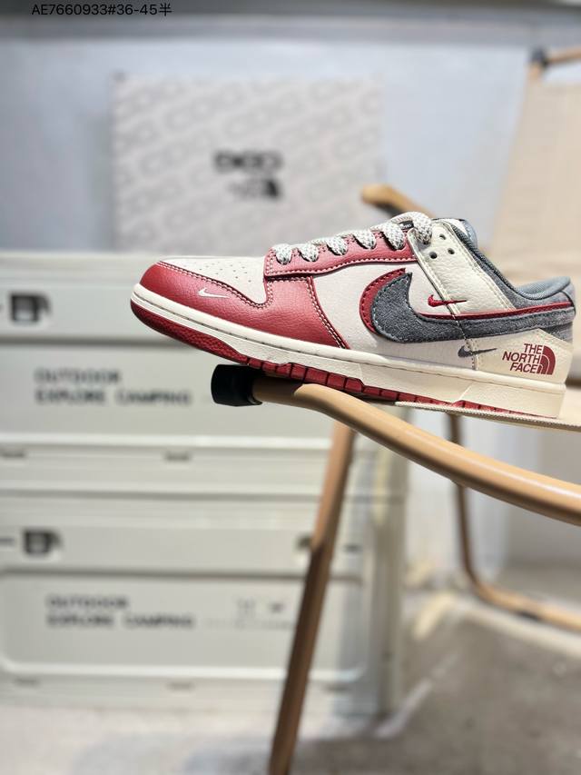 350 Nk Dunk Low Cdg联名 三方联名 Sb低帮休闲板鞋 #美国著名户外品牌与日本东京设计师川久保玲Cdg联合打造街头滑板鞋，有北面雪山简约的风格
