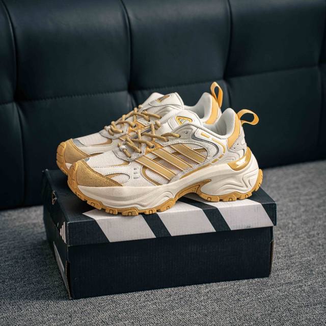260 核心私 Adidas 阿迪达斯Shadow Fever 复古跑鞋简约舒适防滑耐磨 低帮 休闲跑步鞋 高级好搭又显高，增高5.5Cm，舒适好穿，特别适合秋