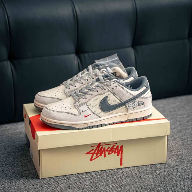 340 核心私 Nike Dunk 全套原楦原模倾力打造完美版型 独家原厂航空铝磨具打磨大底 鞋头坡度极致还原 无解鞋型 原盒原配 圈内天花板工艺 原厂冲刀 超