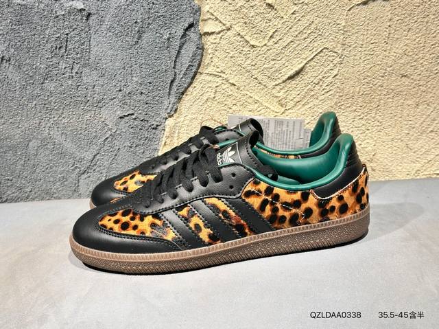 220 #新品上市实拍 Addis Original Samba Og 复古桑巴板鞋 这款桑巴鞋展示了高质量的工艺 带有装饰的超锁缝制和无缝的手感 柔软、柔软的