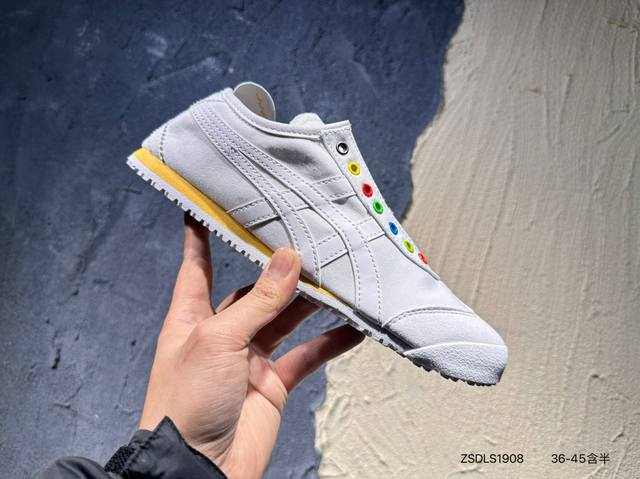 100 #新品上市实拍 Asics Ointsuka Tiger Moage Co 亚瑟士鬼冢虎复古经典跑鞋 产品从款式颜色造型上体现出追求舒适和细节的完美
