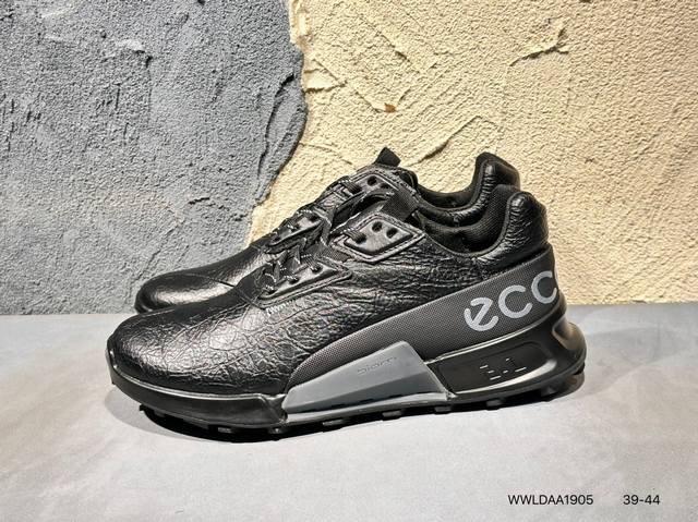 290 #新品上市实拍 Ecco爱步 广东原版透气 配备原版三件套 防尘纸 高弹大底 全头层牛皮 新款百搭休闲款 纯手工制成 鞋面走线工整 清晰质感 原单品质