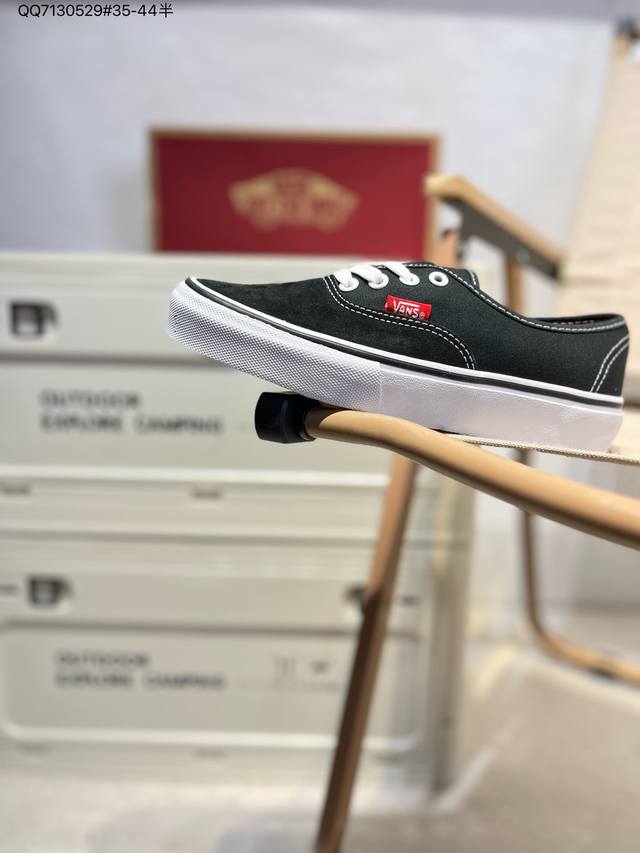 140 万斯 Vans Classic Slip-On 范斯经典低帮百搭一脚蹬休闲板鞋帆布情侣鞋Vn00097M9X1 Qq7130529#35-44半