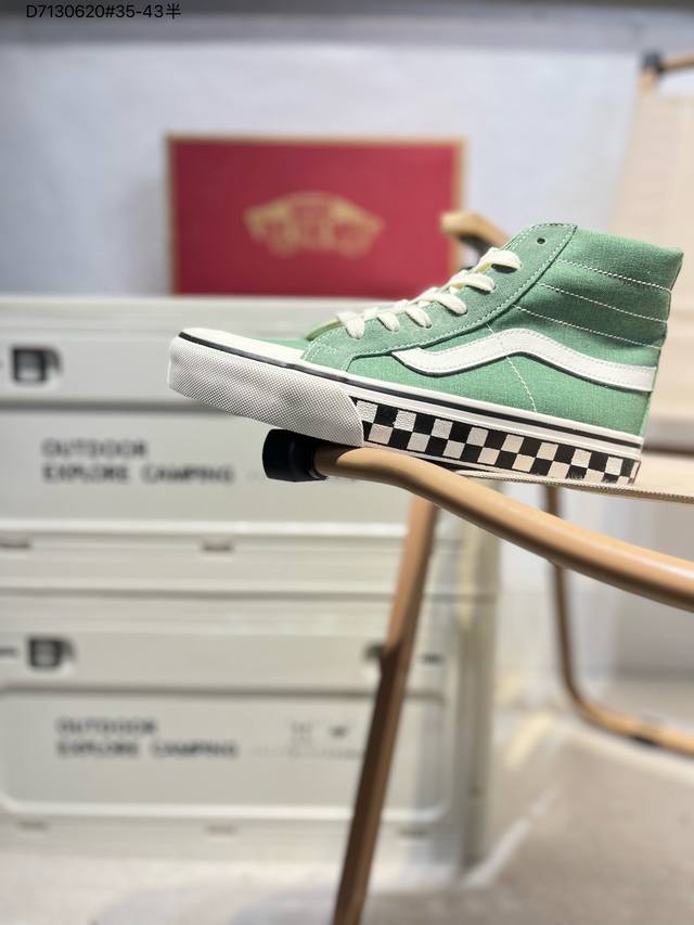 100 Vanssk8-Low万斯范斯官方 经典复古休闲运动板鞋，高端支线原始硫化工艺，艺术来源于生活成为了Vans美学的个性潮流标志，代表着光和希望，让你变得