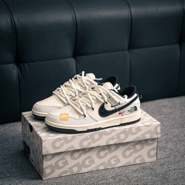 360 核心私 Nike Dunk 全套原楦原模倾力打造完美版型 独家原厂航空铝磨具打磨大底 鞋头坡度极致还原 无解鞋型 原盒原配 圈内天花板工艺 原厂冲刀 超