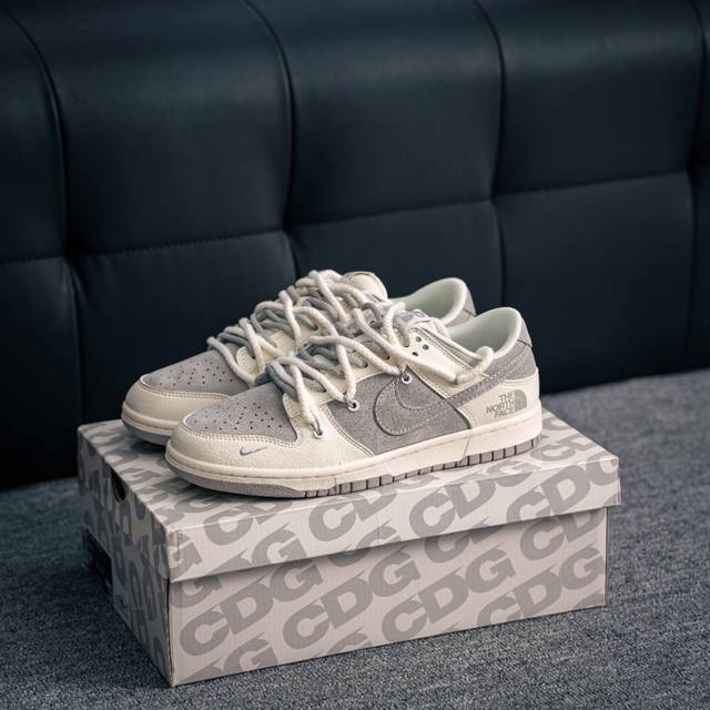 360 核心私 Nike Dunk 全套原楦原模倾力打造完美版型 独家原厂航空铝磨具打磨大底 鞋头坡度极致还原 无解鞋型 原盒原配 圈内天花板工艺 原厂冲刀 超