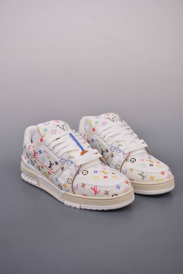 720 2021S Lv Trainer 限定联名 最新配色国内限定无售 原版购入历时近两个月开发打造 经典多拼色超好看 原版完美楦型 调试了两个月 鞋面独家