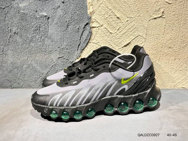 180 耐克 Nike Air Max Dn8 全掌气垫科技运动跑步鞋Fq7860-005。鞋款采用醒目渐变织物和动态波浪状结构鞋面，搭配黑色中底和外底，以及