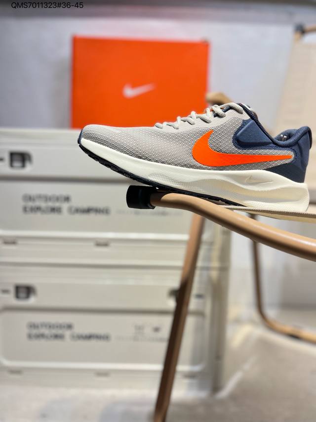 140 Nike耐克 Renolution 7代 Wide 登月 针织透气舒适运动跑步鞋 货号 Fb2208 Qms7011323#36-45