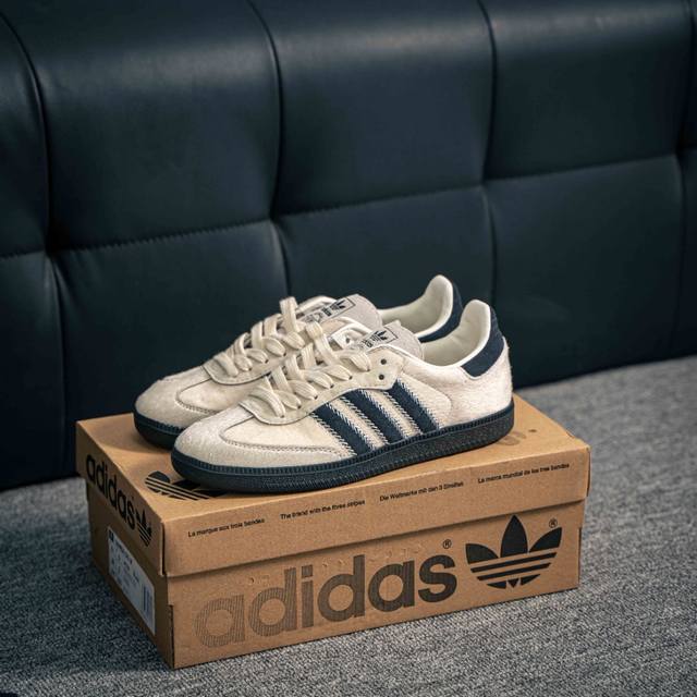 210 核心私 Adidas Samba Og 桑巴舞街头系列德训运动板鞋 采用固色翻毛皮组合牛剖革鞋面材质 外置正确3层组合围条加厚烟胶橡胶大底 货号：Jp6
