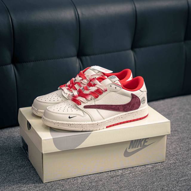 260 核心私 Nike Dunk 全套原楦原模倾力打造完美版型 独家原厂航空铝磨具打磨大底 鞋头坡度极致还原 无解鞋型 原盒原配 圈内天花板工艺 原厂冲刀 超