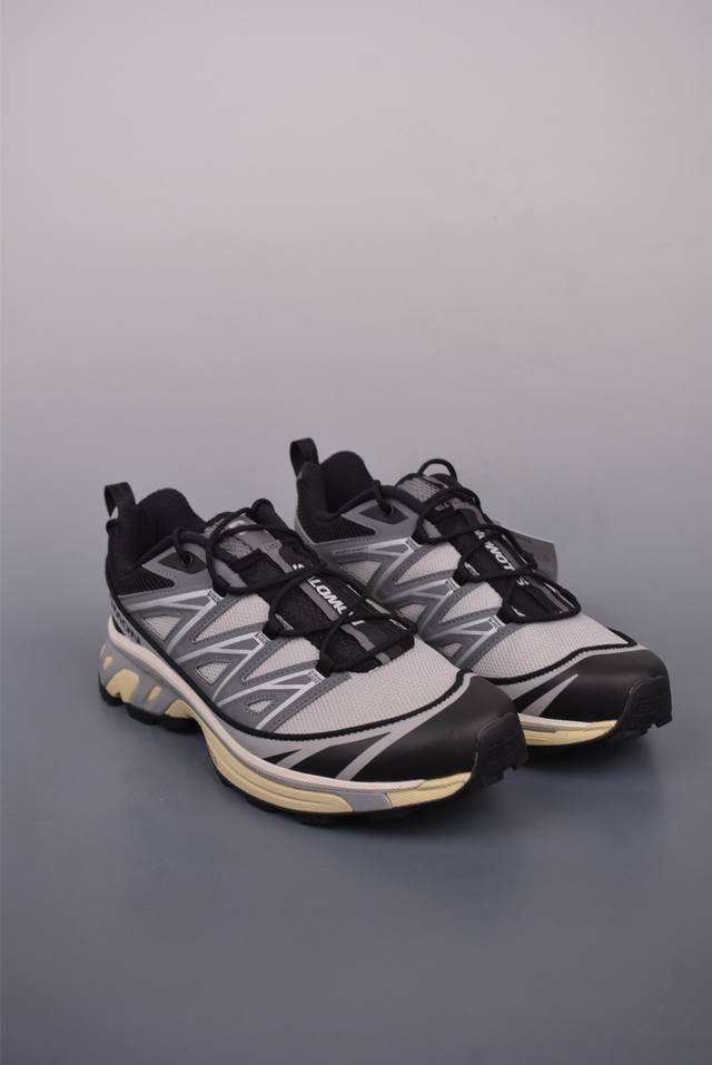 360 Salomon萨洛蒙 Xt-6 户外运动训练鞋 实拍首发 以独特的灵感和视角 将专业运动鞋款注入了时尚元素 此次灵感来源于高海拔的放牧民族 皮革材质和