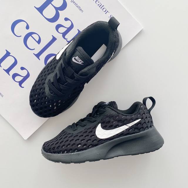 70 Nk伦敦三代松紧带网眼童鞋5色正确版本 Size：24-37.5 官方36 37.5码数出齐 性价比超高 全网最舒适最好穿的童鞋 什么鞋底跟它对比都能直接