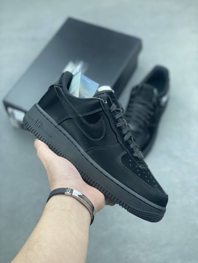 本地自取260 hy版本 Air Force 1' 07 镜面黑武士 原楦头原纸板 打造纯正空军版型 专注外贸渠道 全掌内置蜂窝气垫 #原盒配件 原厂中底钢印、