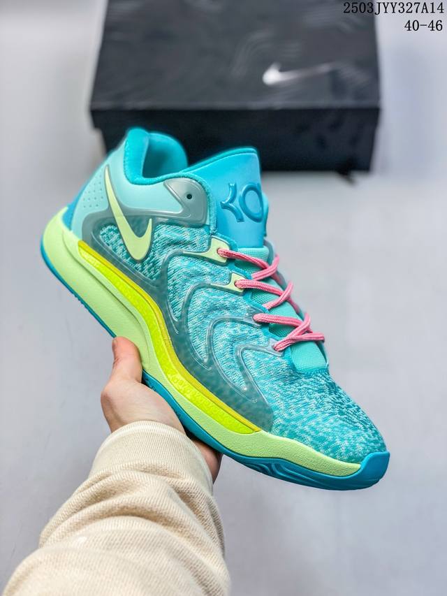 200 nike Zoom Kd17 Ep杜兰特17代蓝球鞋战靴 除了作战靴也可以休闲的百搭经典设计鞋身采用 Flyknit 以及 Flywire 的黄金组合