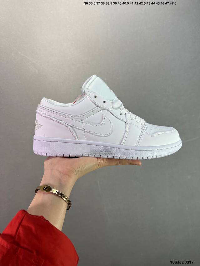 140 air Jordan 1 Low aj1乔1低帮休闲板鞋 同步官方配色 市场唯一独家头层皮打造 原鞋原档案开发 原厂皮料 原档冲孔鞋头 正确满胶鞋垫 四