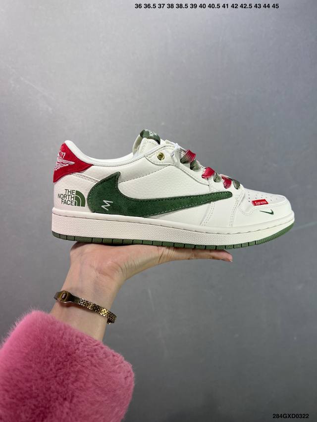 310 公司级The North Face X Air Jordan 1 米绿小红标 此款主张打破传统的工业化流水线设计限制，以Made By Ideas的超级