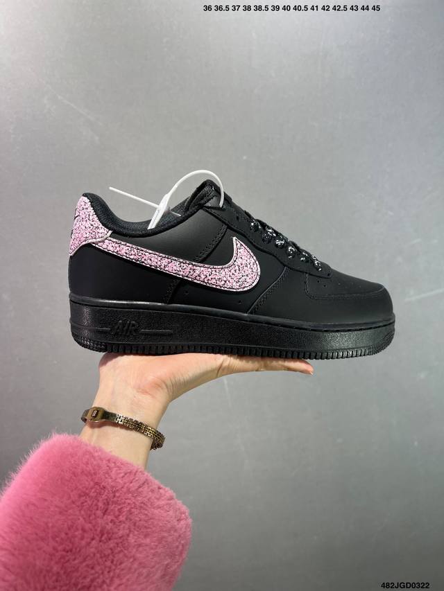 160 公司级 Nike Air Force 1 Low’07 空军一号低帮休闲板鞋 定制皮料 原楦原纸板 纯正空军版型 内置全掌气垫 货号：男 Cw2288-