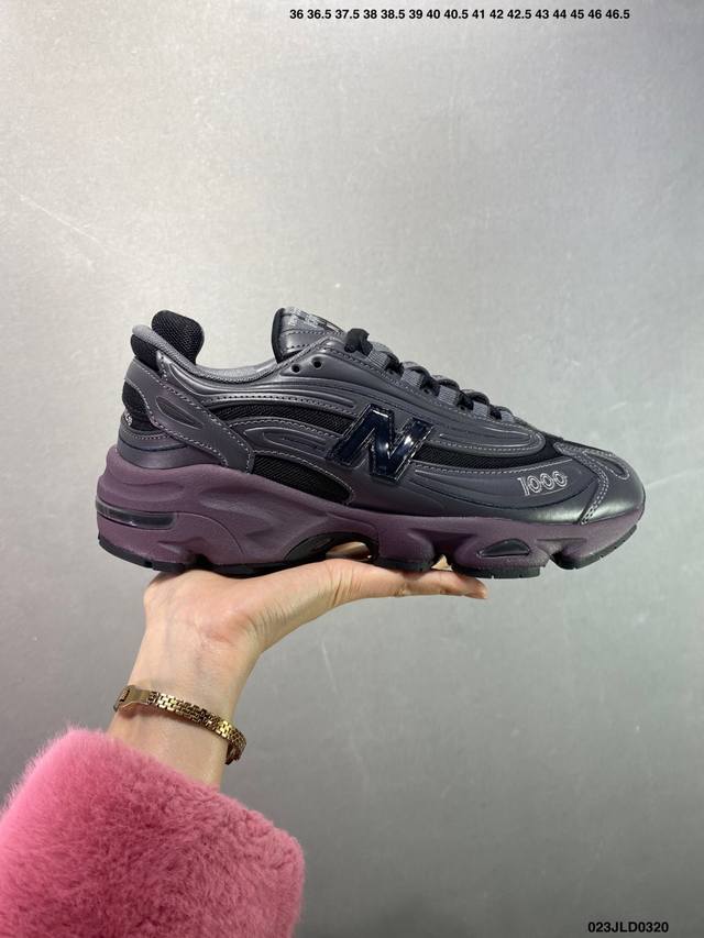 230 公司级新百伦New Balance 1000 系列低帮复古老爹风休闲运动跑步鞋 new Balance 在不同配色上其鞋面材质呈现不同感觉，无论是运动风