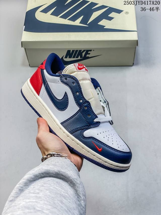 200 air Jordan 1 Low aj1乔1低帮休闲板鞋 同步官方配色 原档冲孔鞋头 正确满胶鞋垫 四线拉帮 原厂织唛标 鞋舌高弹海绵填充。 size：