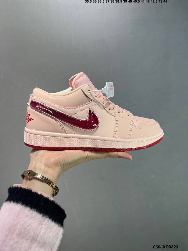 180 公司级Air Jordan 1 Low aj1乔1低帮休闲板鞋 同步官方配色 市场唯一独家头层皮打造 原鞋原档案开发 原厂皮料 原档冲孔鞋头 正确满胶鞋