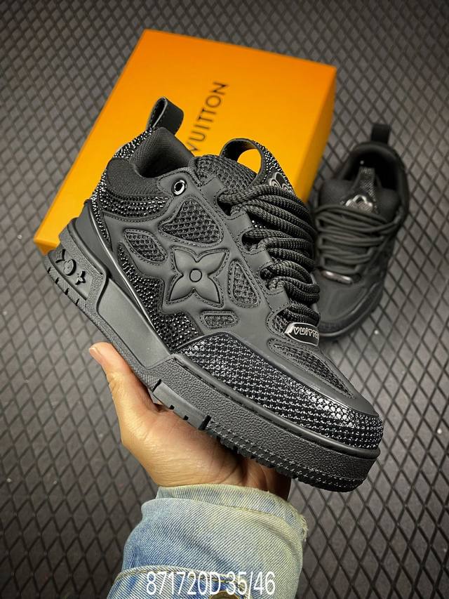550 D支持放店 Lv-路易-威登Trainer 2025走秀最新款原版1：1开发复刻！！上脚非常舒适 做工精细鞋面由意大利进口小牛皮拼接，侧边饰有品牌Log