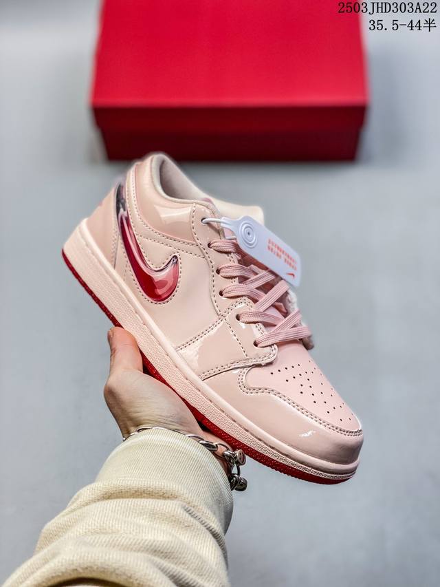 170 真标带半码 cspace Air Jordan 1 Low Aj1 粉红 情人节限定篮球鞋Hf3174-600 尺码：见图 编码：03Jhd303A22