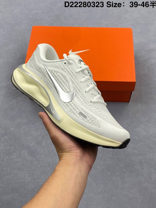 200 【公司级】耐克 Nike Journey Run 男子透气公路运动跑步鞋 厚底增高老爹鞋 搭载柔软厚实的 Comfiride 泡绵缓震配置，助你征服充满