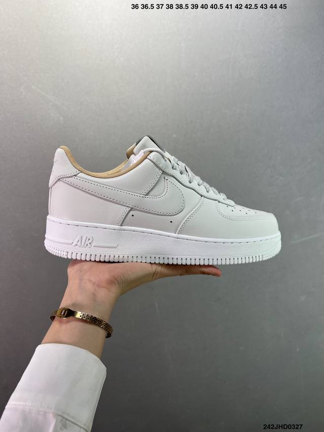 170 特价Nike Air Force 1 Low 07 原楦头原纸板 打造纯正低帮空军版型 专注外贸渠道 全掌内置蜂窝气垫 原盒配件 原厂中底钢印、拉帮完美