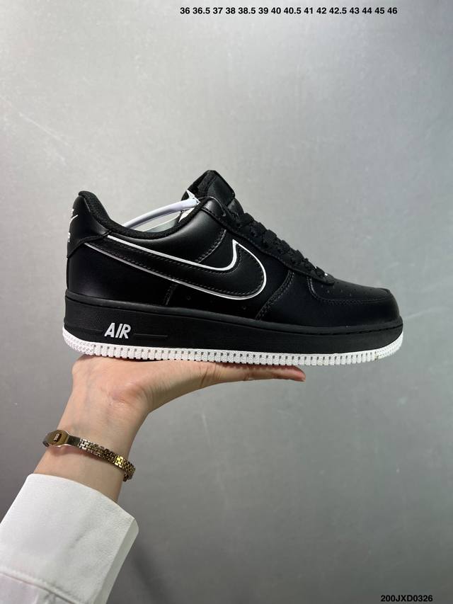 180 公司级耐克Nike Air Force 1 Low 空军一号低帮百搭休闲运动板鞋。柔软、弹性十足的缓震性能和出色的中底设计，横跨复古与现代的外型结合，造