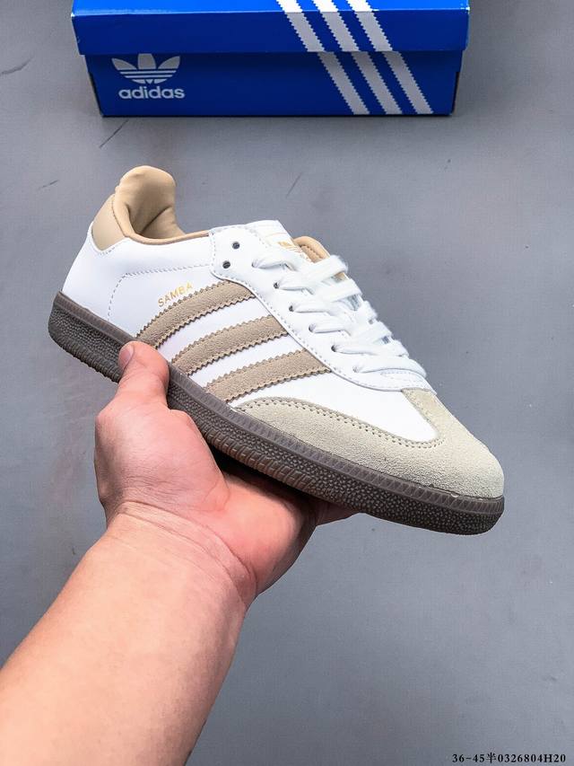 140 二层真标！Adidas Samba Og 经典鞋款 adidas 近70年的经典Samba Og 修长的鞋楦,略微尖尖的鞋头,翻毛皮的鞋头拼接,这些我们