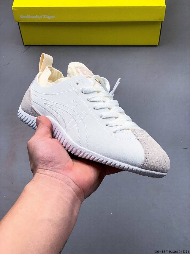 170 onitsukatiger鬼冢虎 Sclaw 全新休闲鞋旅游鞋 鞋袜一体的别致设计，营造包裹式舒适质感。明线勾绘标志性虎爪纹，精妙诠释简约精髓。 032