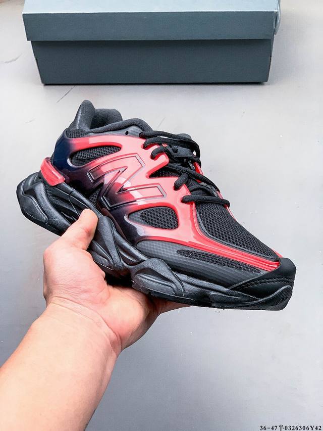 290 new Balance 又带来了新鞋型 9060 ，并且是与芝加哥街头品牌 Joe Freshgoods 的联名款。鞋身主体采用了类似 990 系列的设