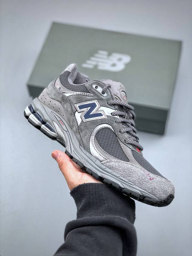 390支持放店 New Balance 2002系列 复古休闲跑步鞋 #纯原品质 鞋款延续了经典科技，升级版N-Ergy缓震物料机能与材质上脚太舒适了，鞋面的柔