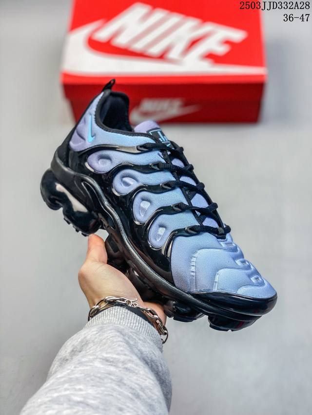 140 nike耐克男女通用Air Vapormax Plus运动鞋 尺码：见图 编码：03Jjd332A28