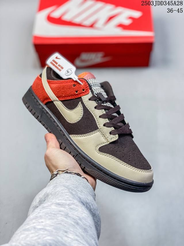 130 耐克Nike Sb Dunk Low 扣篮系列复古低帮休闲运动滑板板鞋。采用脚感柔软舒适Zoomair气垫，有效吸收滑板等极限运动在落地时带来的冲击力，