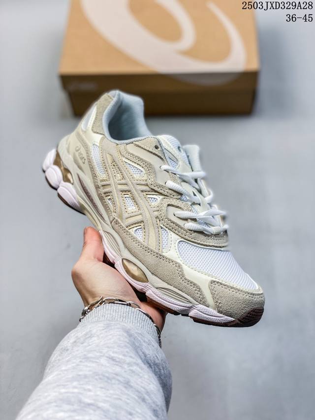 180 asics Gel-Nyc 2055 公司级版本 亚瑟士运动休闲透气专业跑鞋 鞋面采用反绒皮与网布拼接 透气舒适兼具休闲时尚 结合简明的配色 展现品牌的